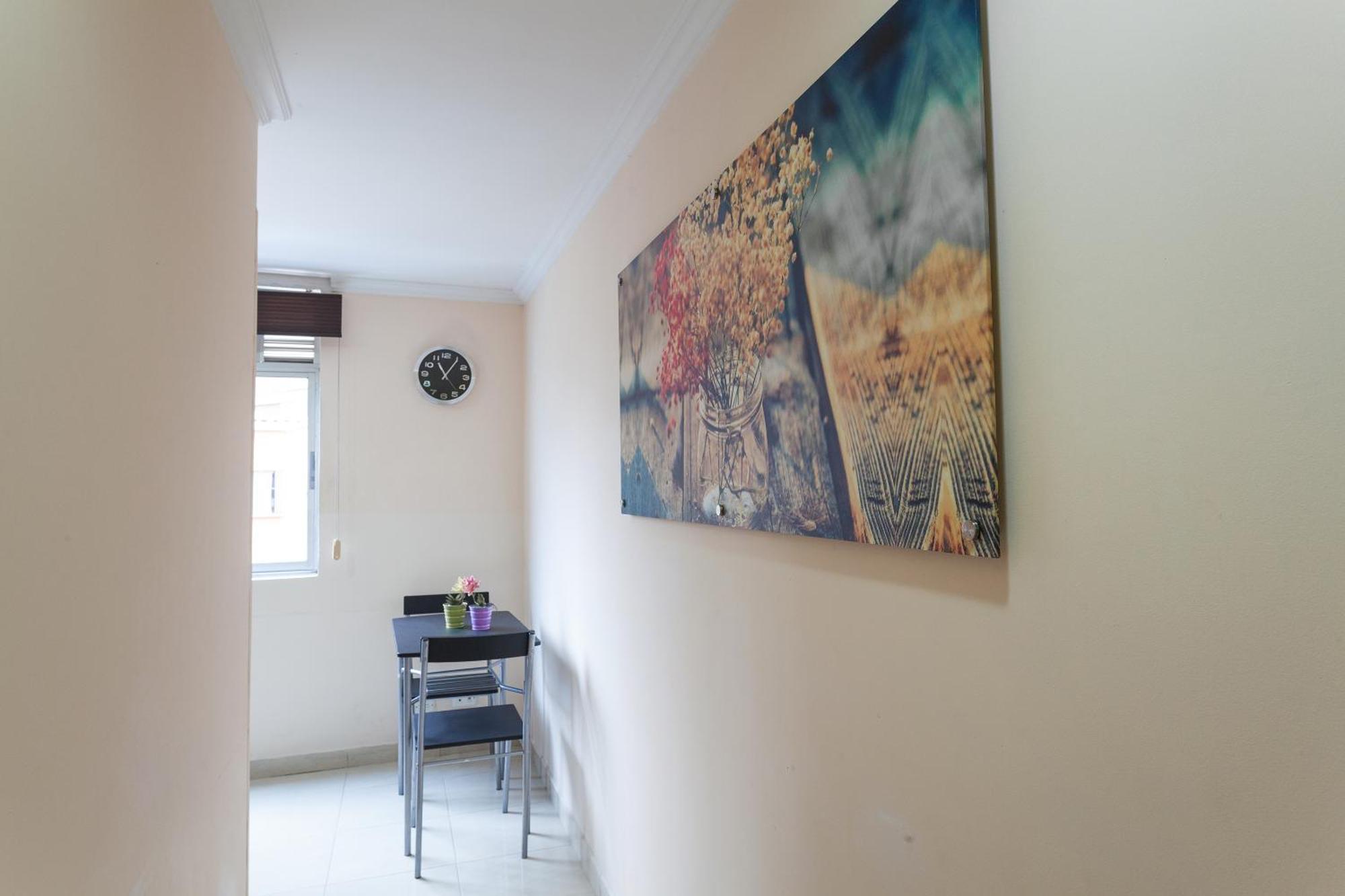 Apartamentos Laureles De La 70 Medellin Bagian luar foto