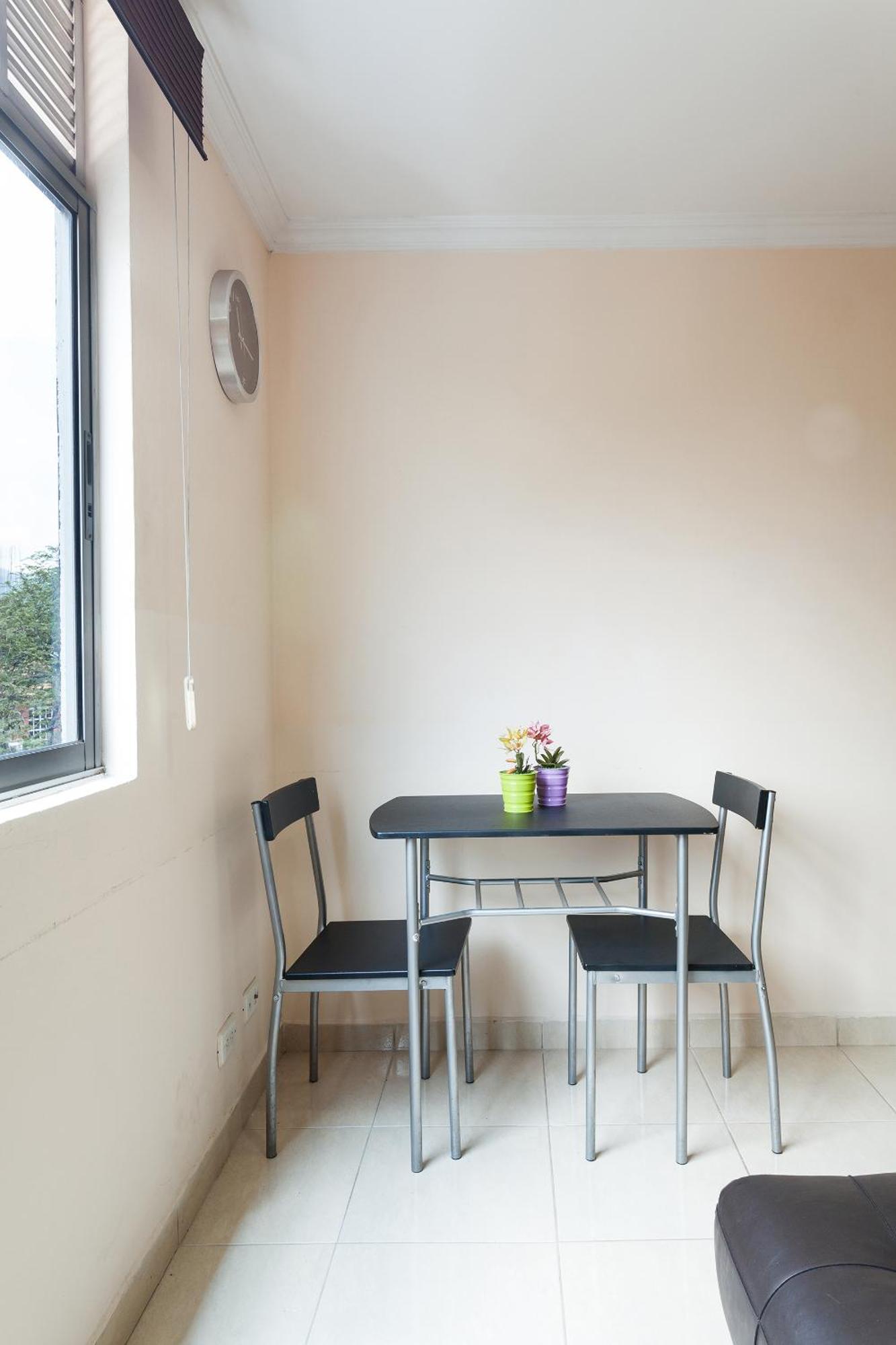 Apartamentos Laureles De La 70 Medellin Bagian luar foto